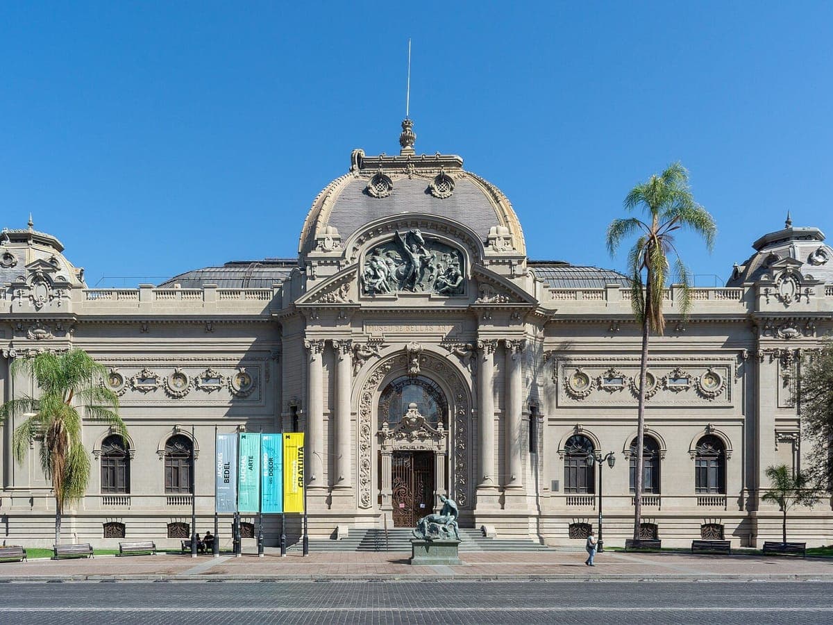 The facade of the Museo Nacional de Bellas Artes
